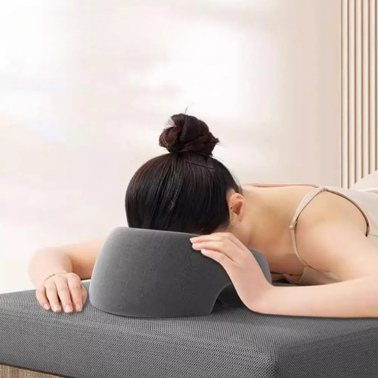 Massage-Kissen mit Gesichtsloch